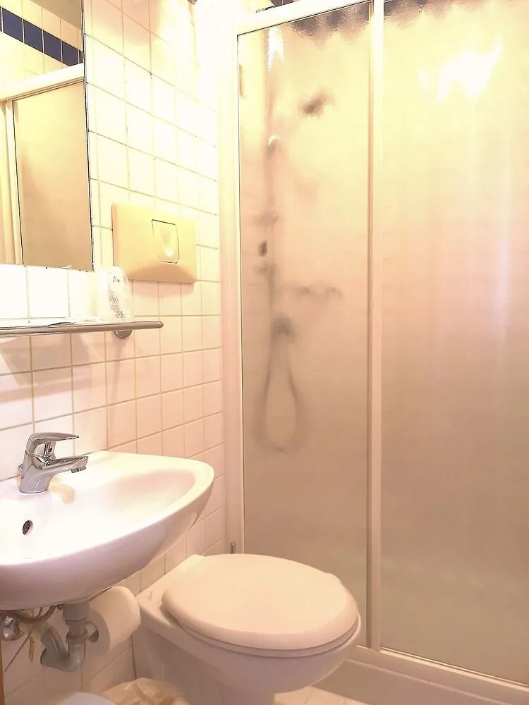 ונציה Hotel Rossi