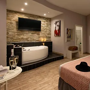 five-rooms-rome.it-romehotels.com/